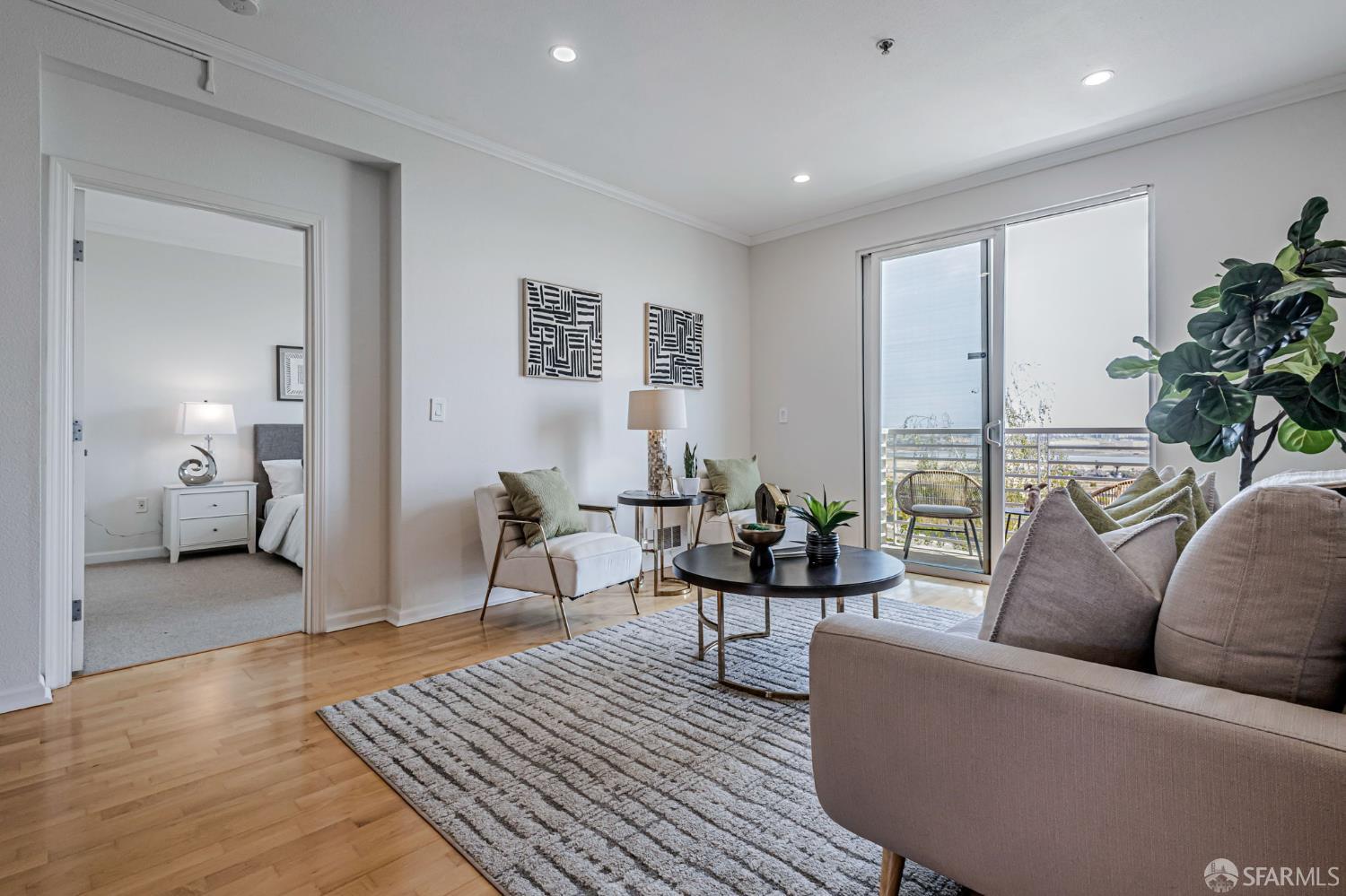Detail Gallery Image 4 of 36 For 501 Crescent Way #5407,  San Francisco,  CA 94134 - 2 Beds | 2 Baths