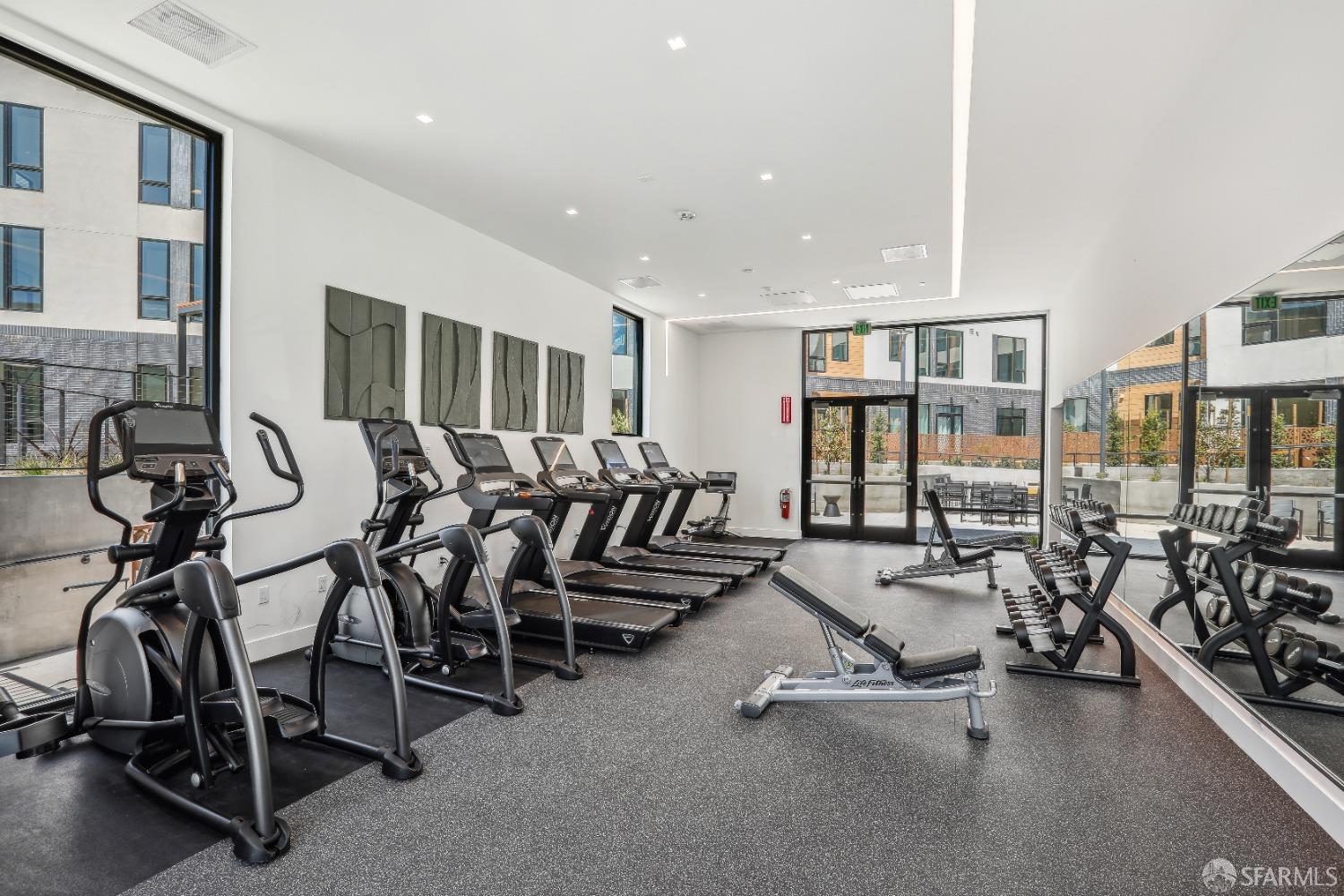Detail Gallery Image 11 of 25 For 52 Kirkwood Ave #322,  San Francisco,  CA 94124 - 1 Beds | 1 Baths