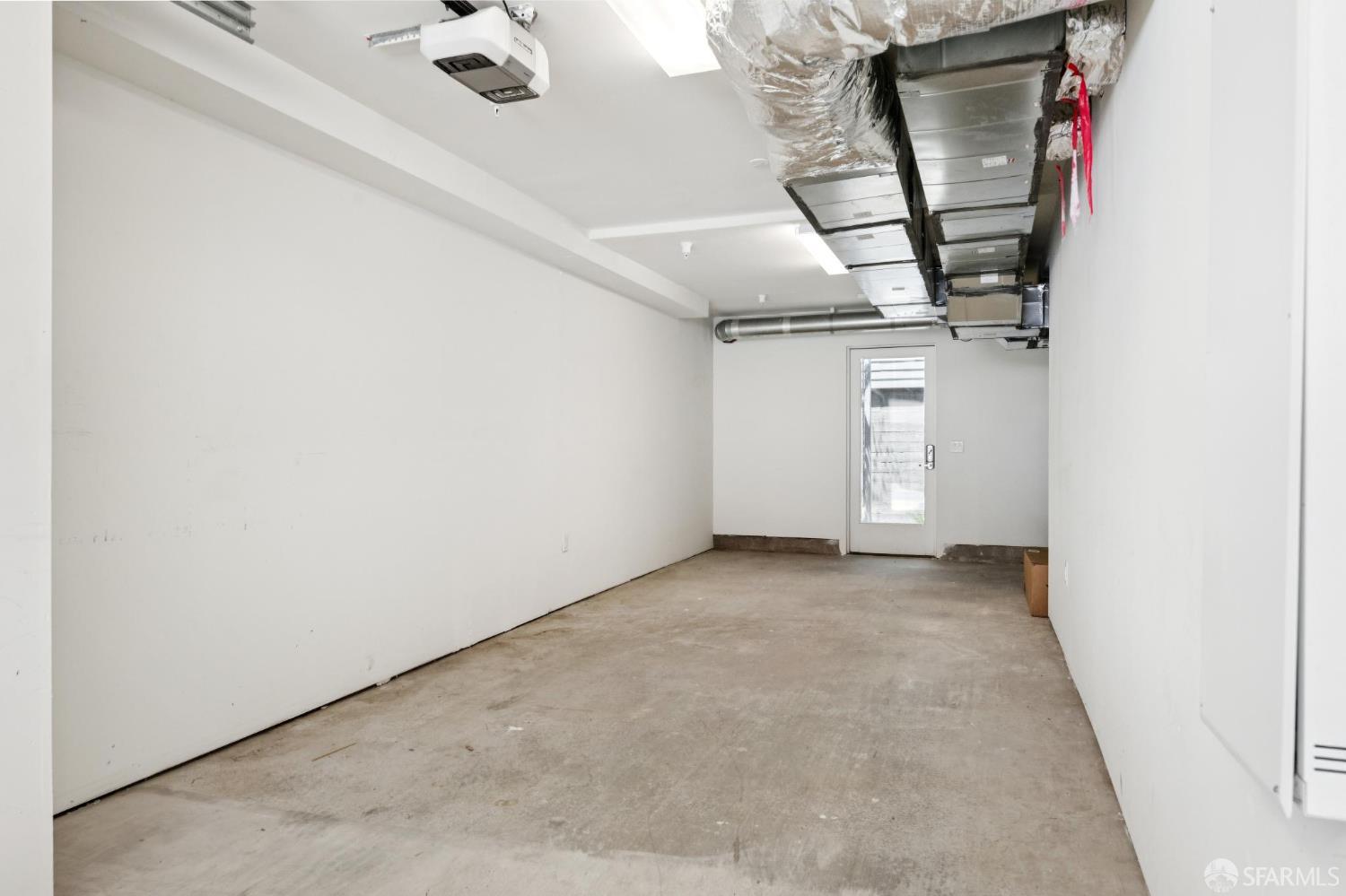 Photo #54: 425050589 Listing: Photo #54