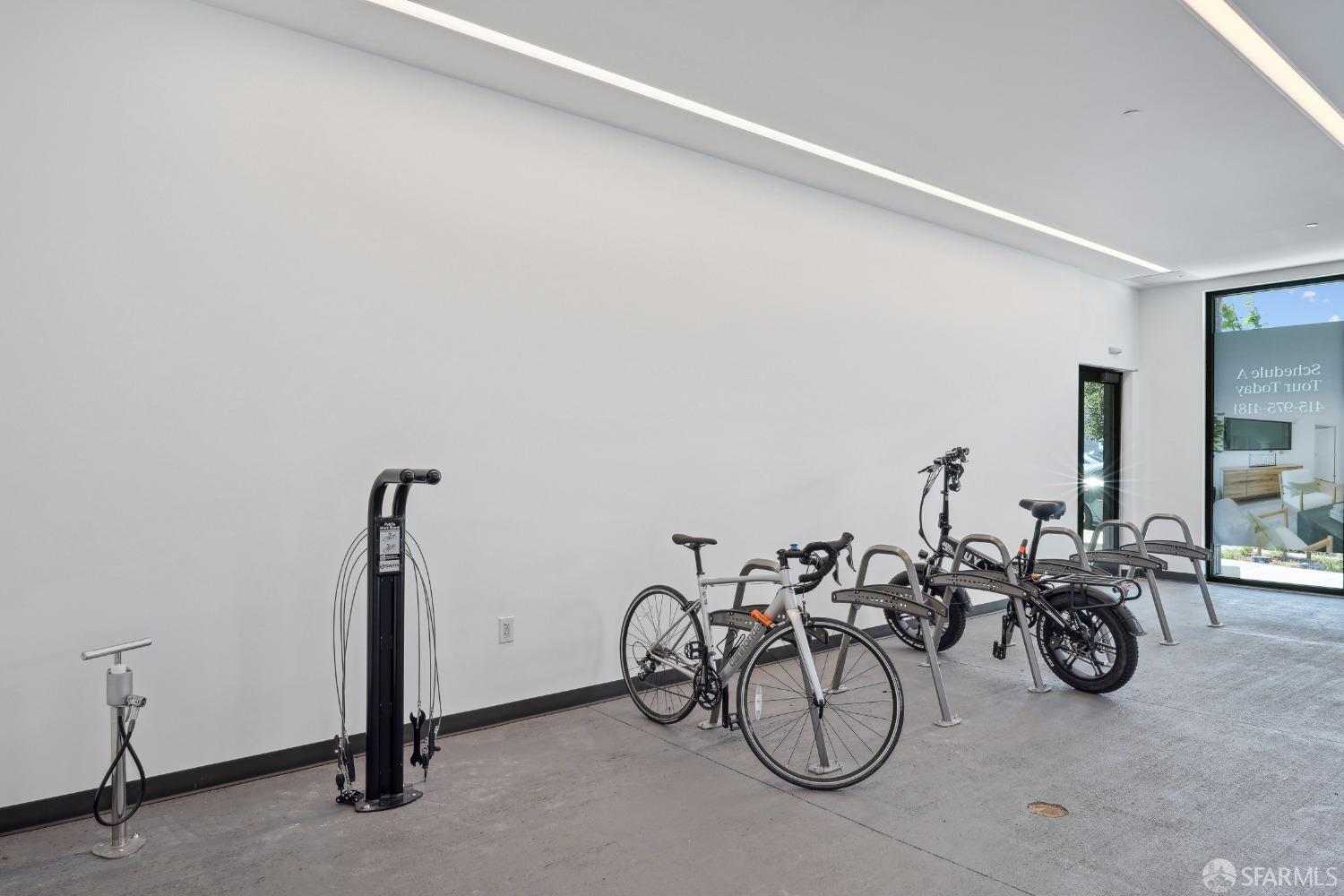 Detail Gallery Image 10 of 25 For 52 Kirkwood Ave #322,  San Francisco,  CA 94124 - 1 Beds | 1 Baths