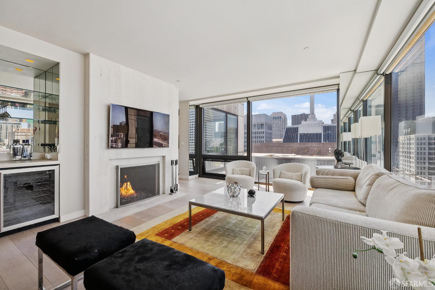 Photo #6: 425050389 Listing 