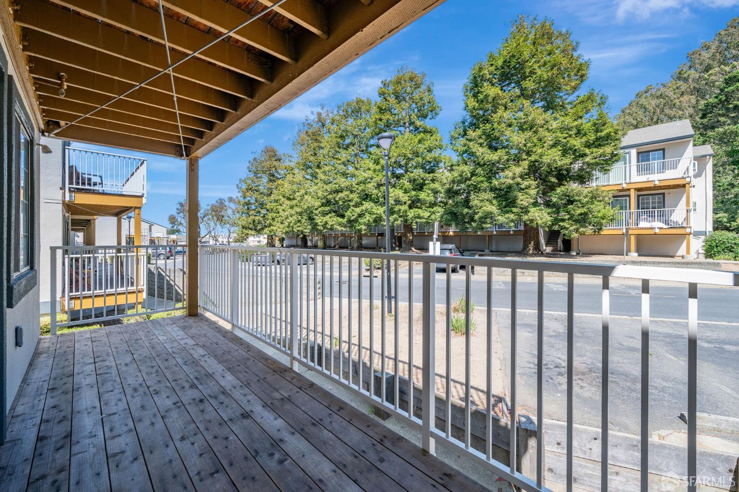 Detail Gallery Image 26 of 31 For 1021 San Luis Cir #612,  Daly City,  CA 94014 - 2 Beds | 2 Baths