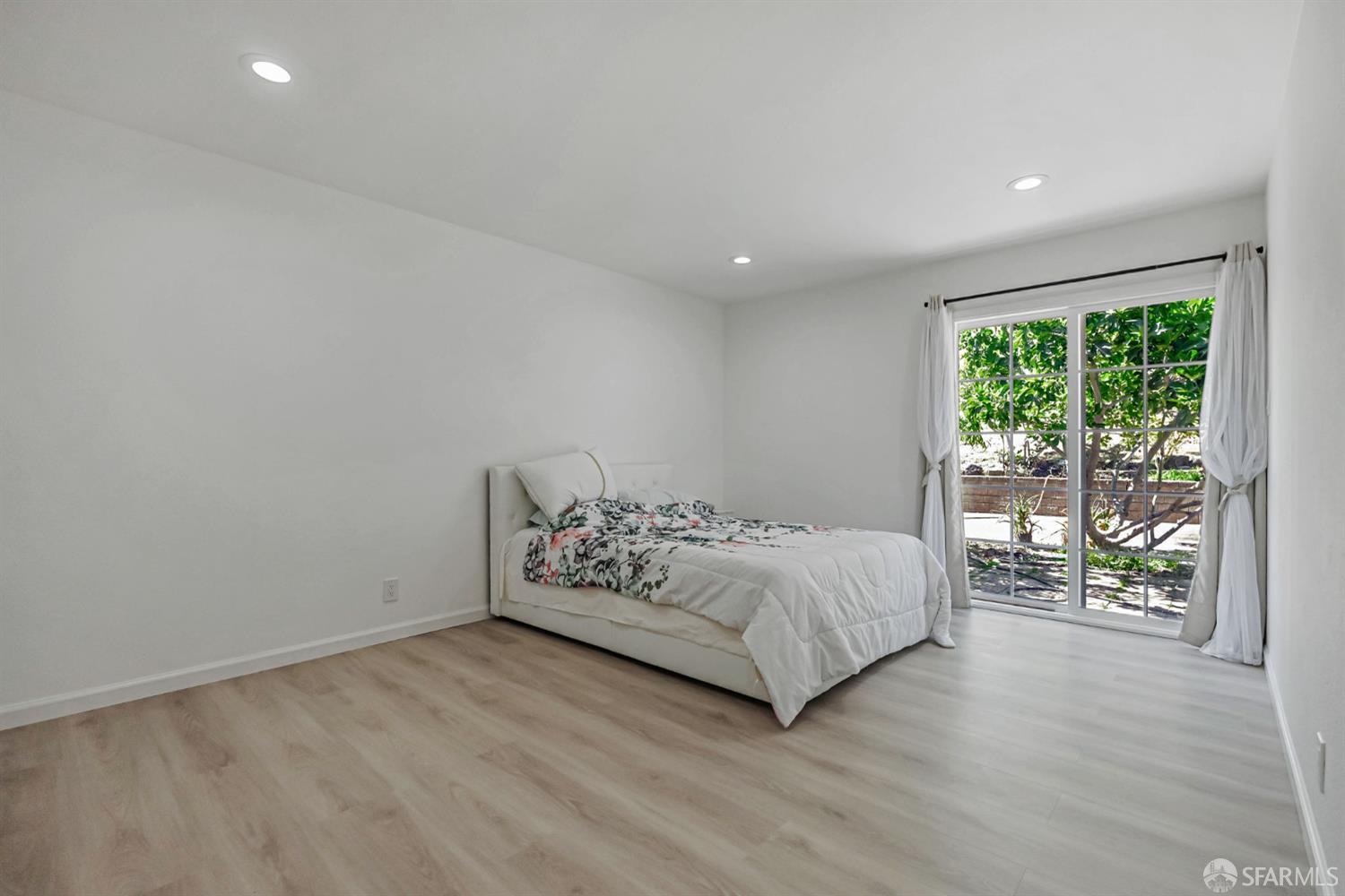 Detail Gallery Image 23 of 36 For 2675 Simas Ave, Pinole,  CA 94564 - 3 Beds | 2 Baths
