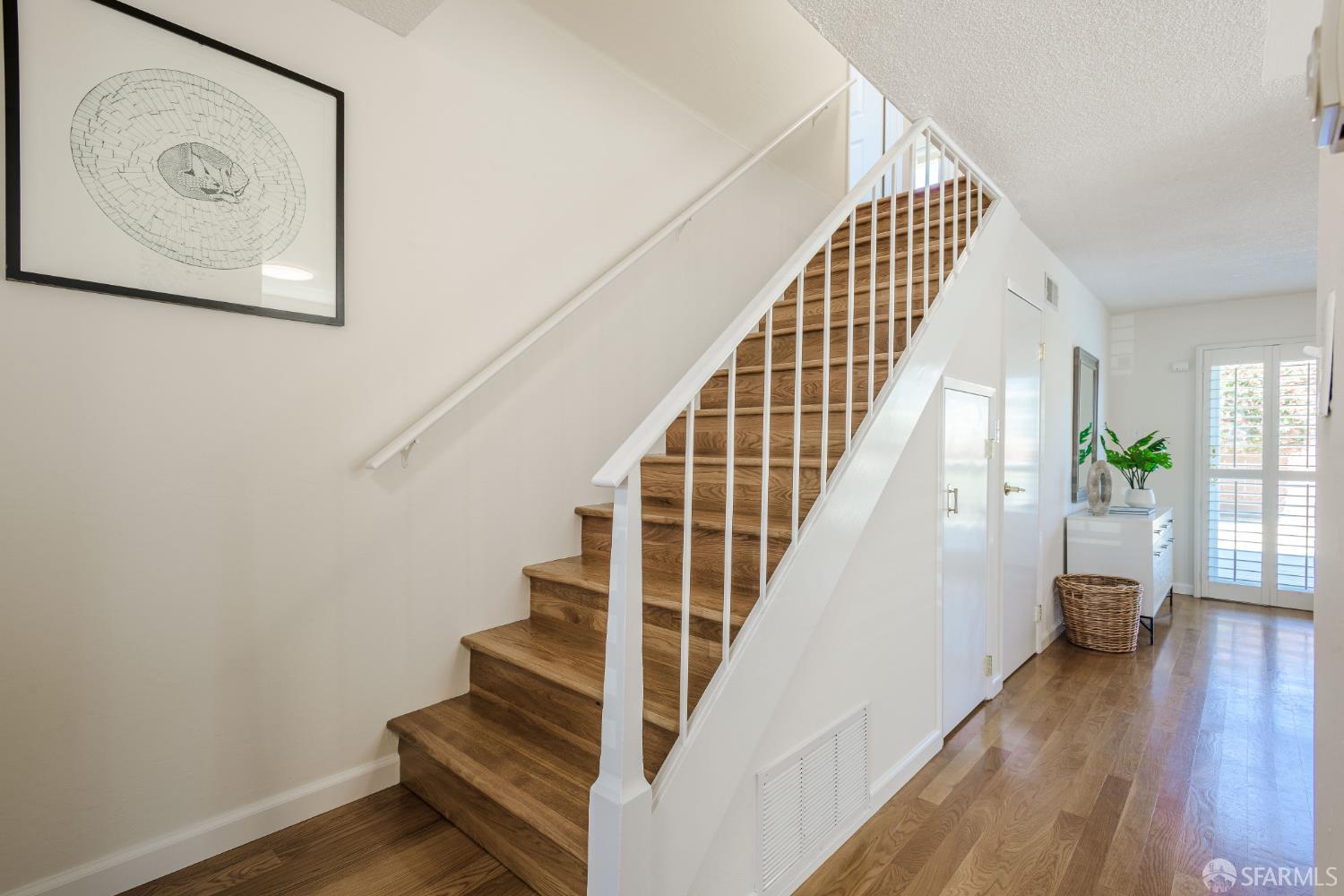Detail Gallery Image 10 of 24 For 72 Dover Ct, Daly City,  CA 94015 - 3 Beds | 1/1 Baths