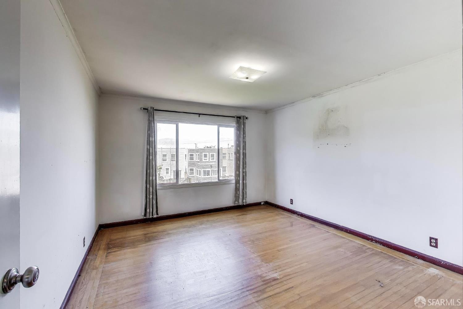 Photo #11: 425050504 Listing: Photo #11
