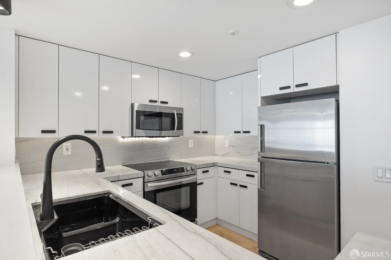 Detail Gallery Image 5 of 51 For 403 Main St #717,  San Francisco,  CA 94105 - 1 Beds | 1 Baths
