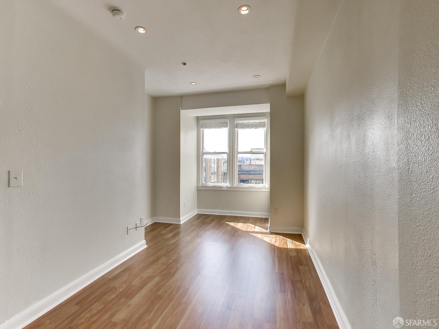 Detail Gallery Image 7 of 16 For 135 8th St, San Francisco,  CA 94130 - – Beds | – Baths