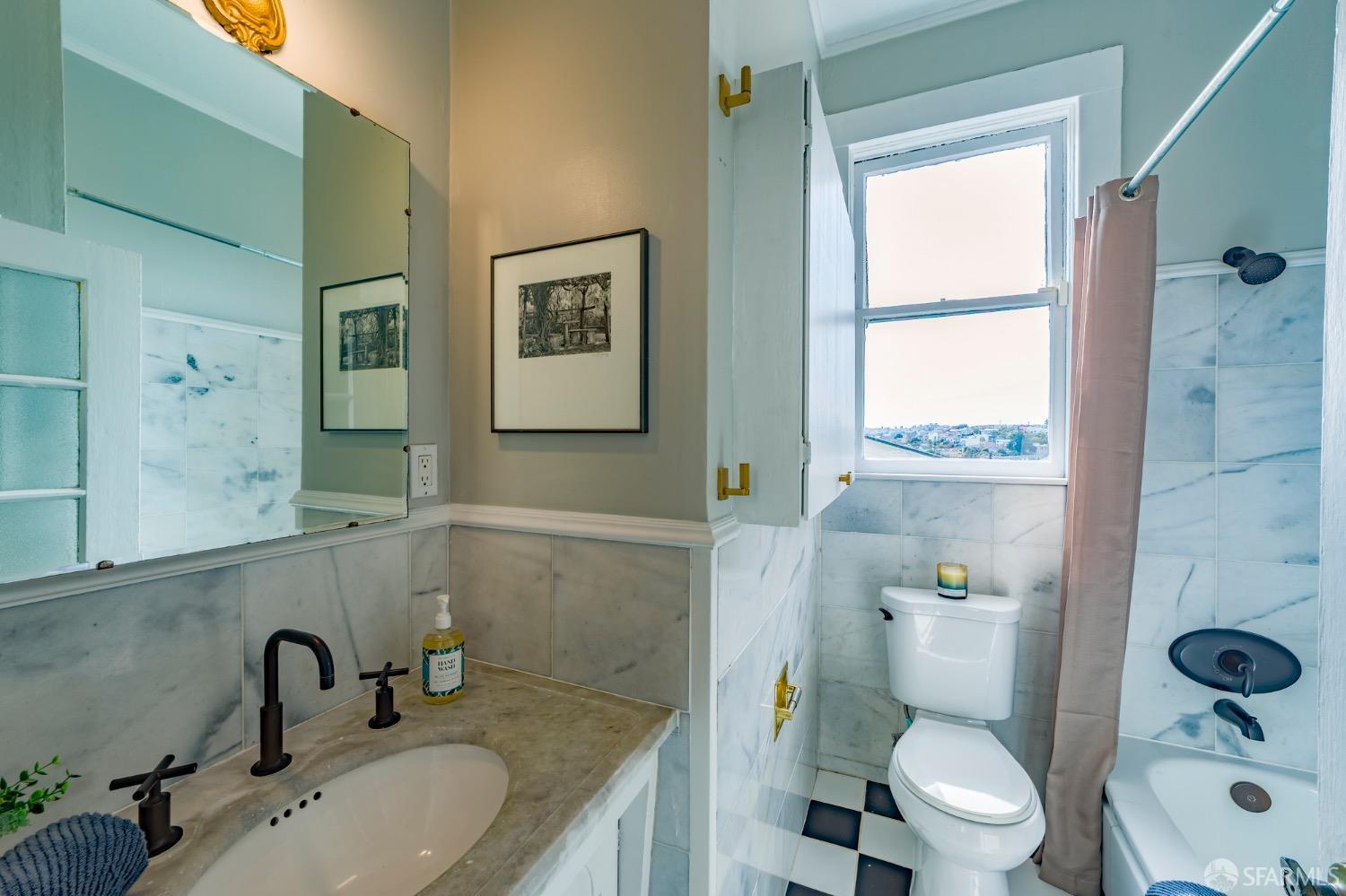 Detail Gallery Image 13 of 23 For 276 Bemis St, San Francisco,  CA 94131 - 1 Beds | 1 Baths