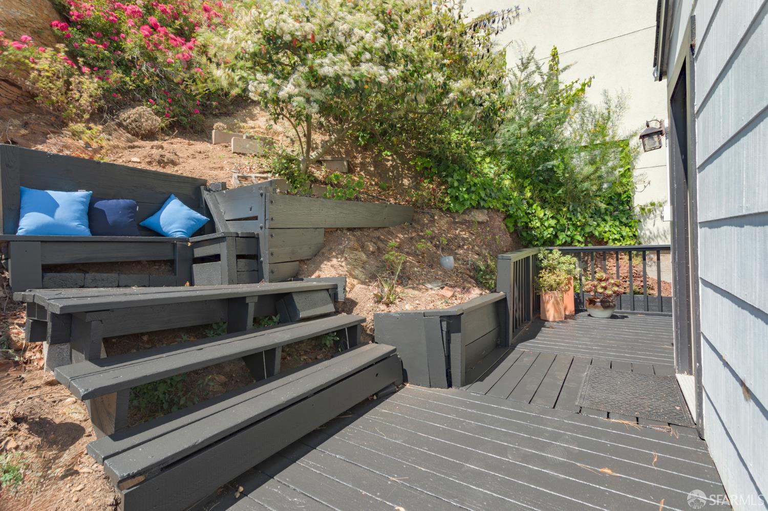 Detail Gallery Image 17 of 23 For 276 Bemis St, San Francisco,  CA 94131 - 1 Beds | 1 Baths