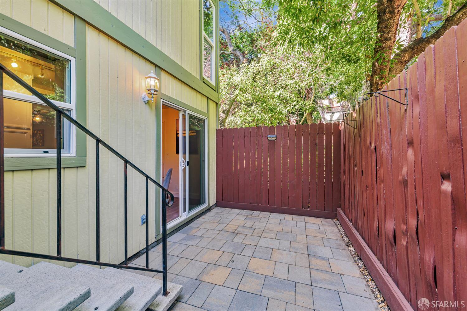 Detail Gallery Image 54 of 58 For 4444 Clarewood Dr, Oakland,  CA 94618 - 2 Beds | 2/1 Baths