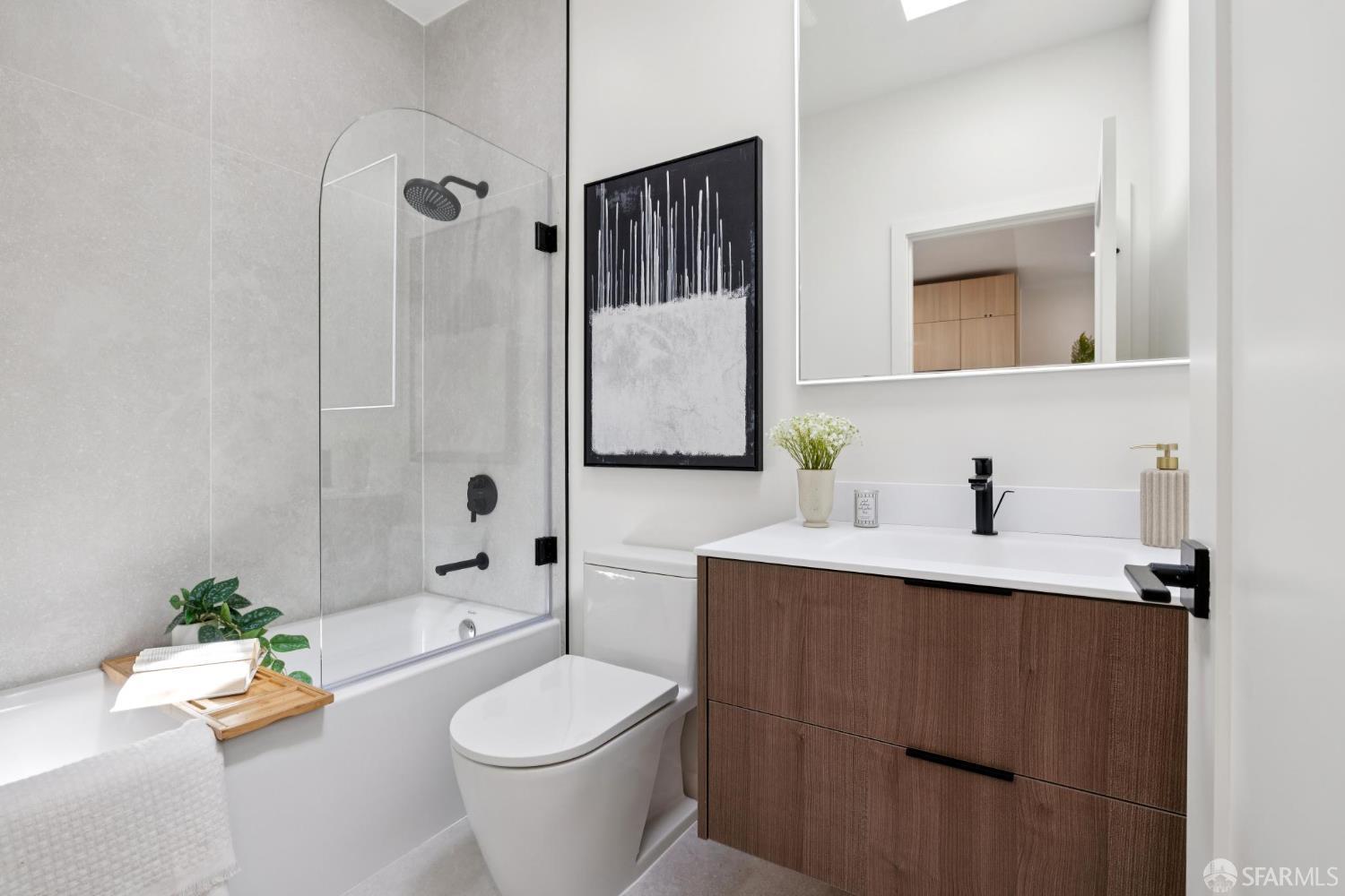 Detail Gallery Image 43 of 91 For 738 Athens St, San Francisco,  CA 94112 - 3 Beds | 3 Baths