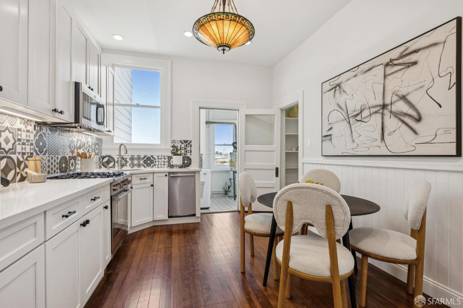 Detail Gallery Image 11 of 52 For 1524 Mcallister St, San Francisco,  CA 94115 - 3 Beds | 1/1 Baths