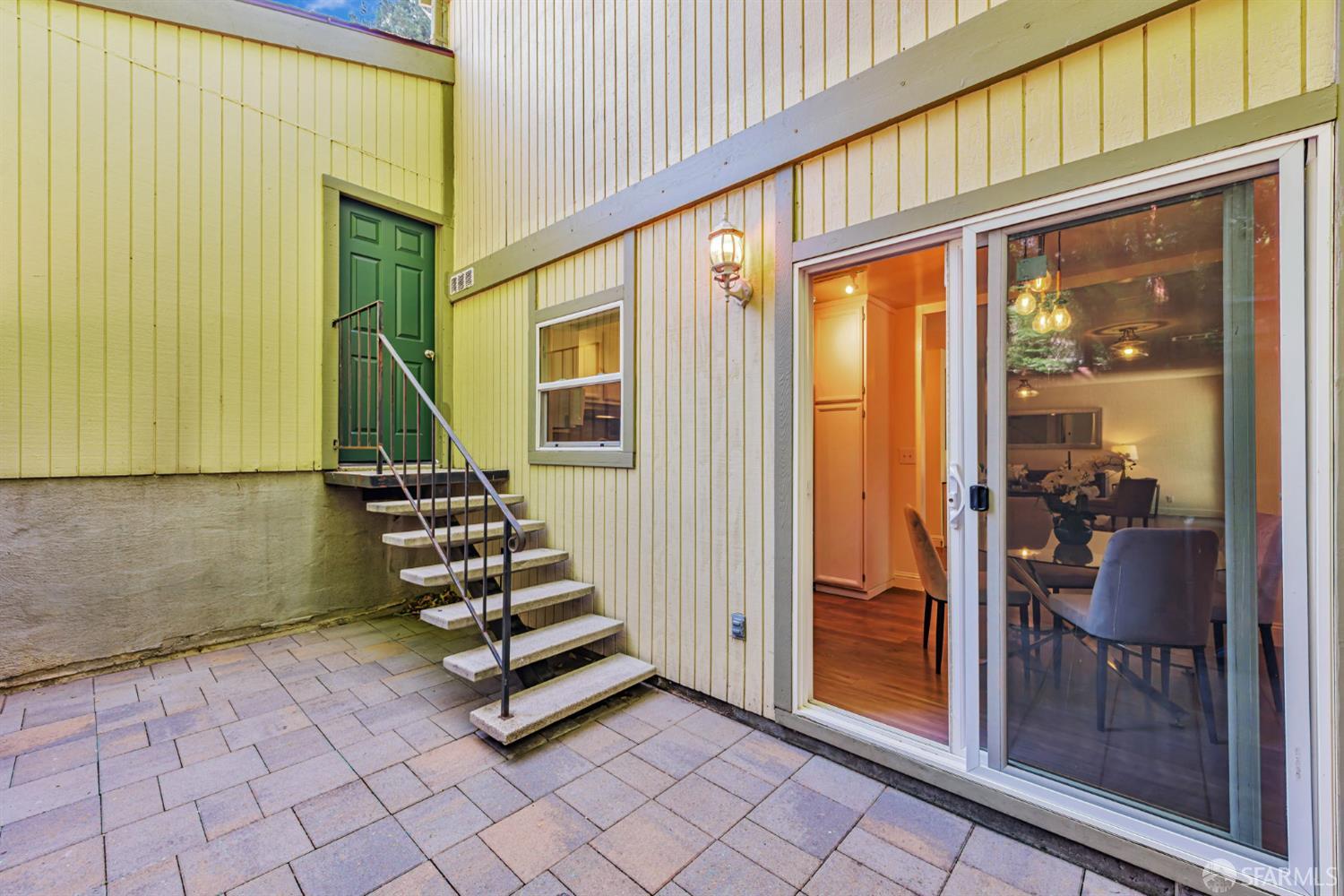 Detail Gallery Image 52 of 58 For 4444 Clarewood Dr, Oakland,  CA 94618 - 2 Beds | 2/1 Baths