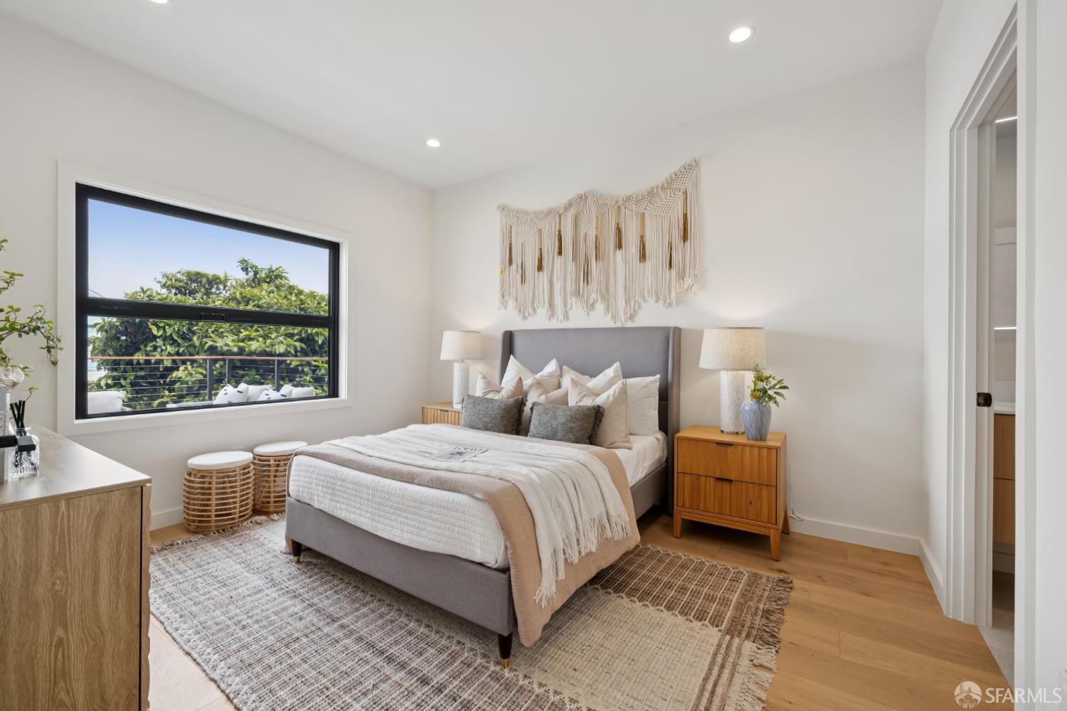 Detail Gallery Image 36 of 91 For 738 Athens St, San Francisco,  CA 94112 - 3 Beds | 3 Baths
