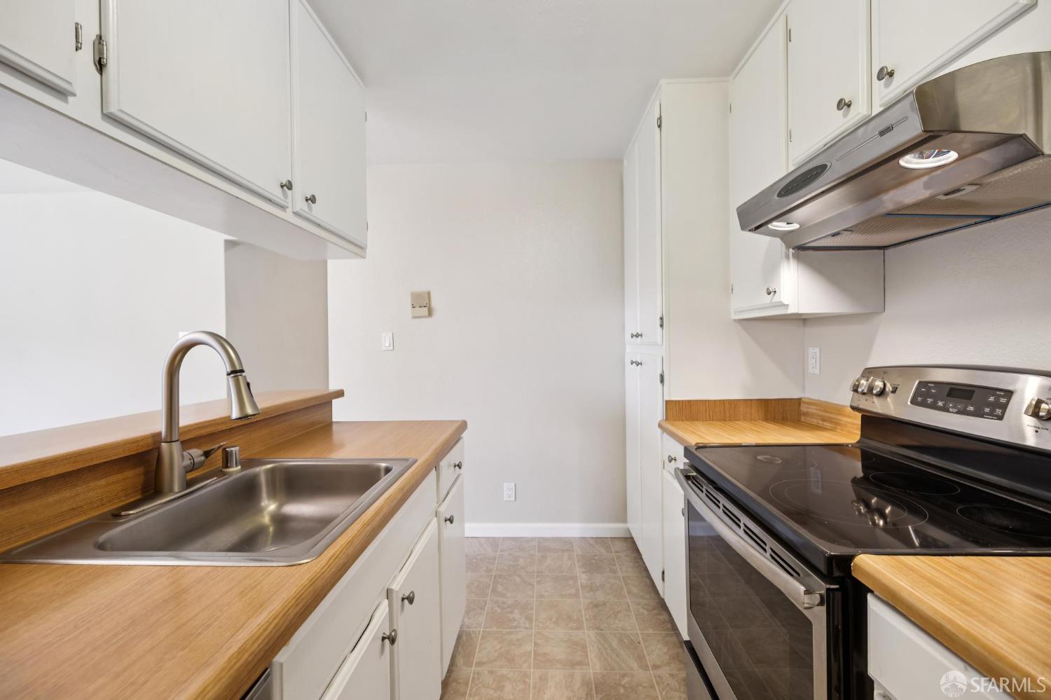 Detail Gallery Image 25 of 58 For 3256 Shelter Creek Ln, San Bruno,  CA 94066 - 1 Beds | 1 Baths
