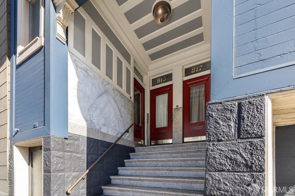 Photo #3: 425050172 Listing 
