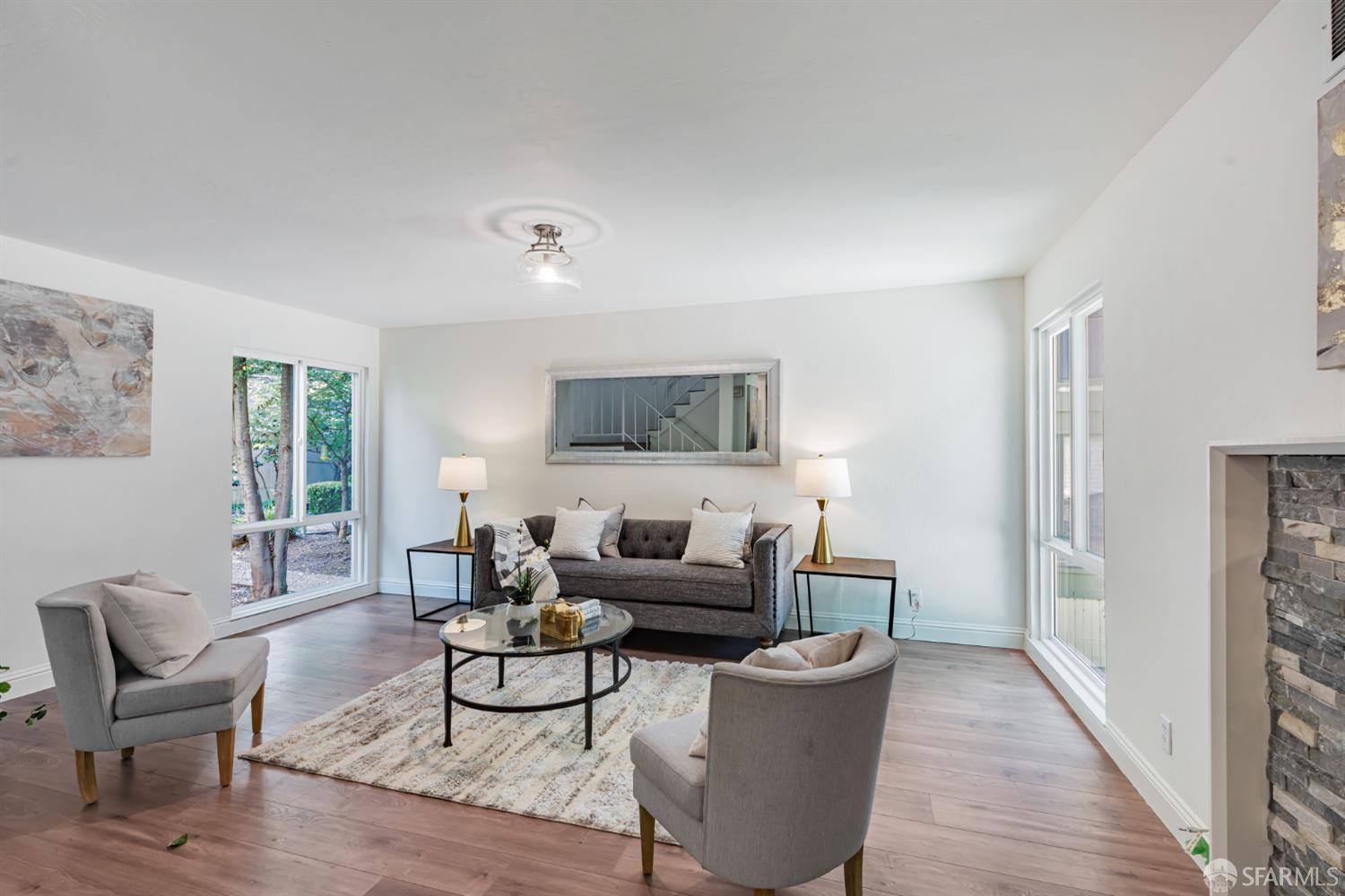 Detail Gallery Image 12 of 58 For 4444 Clarewood Dr, Oakland,  CA 94618 - 2 Beds | 2/1 Baths