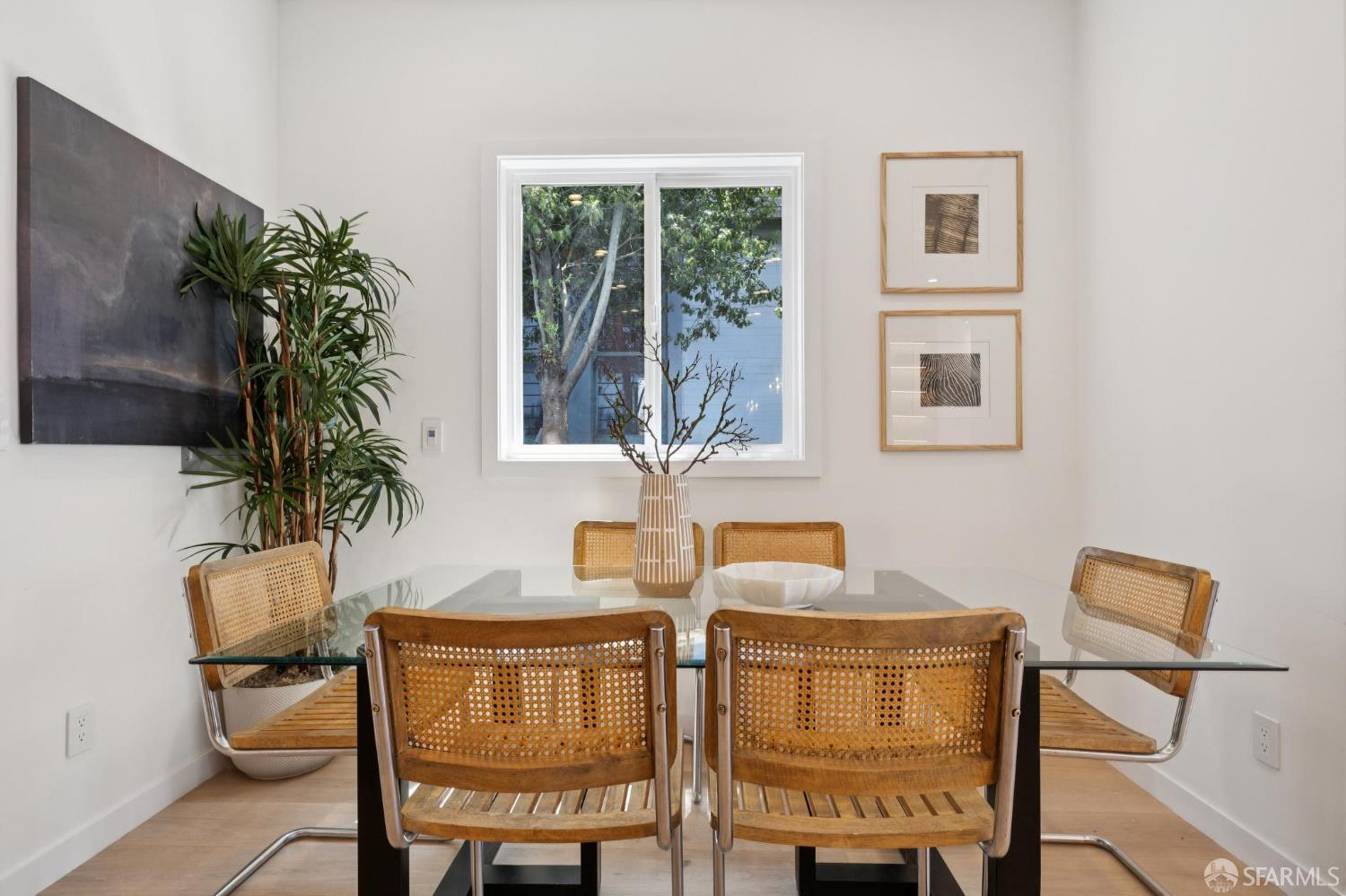 Detail Gallery Image 21 of 83 For 331 London St, San Francisco,  CA 94112 - 4 Beds | 3/1 Baths