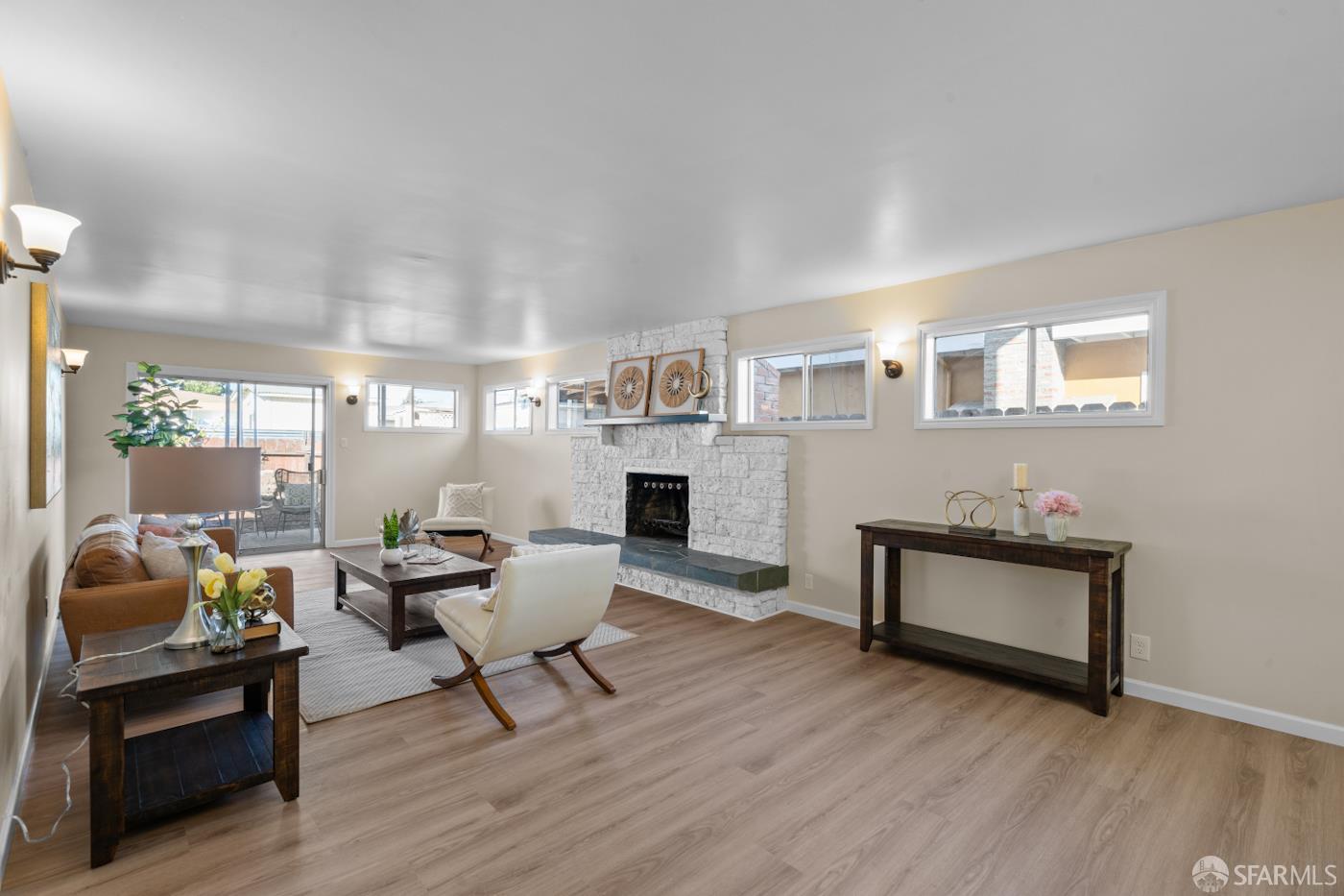 Detail Gallery Image 14 of 41 For 2078 Fairbanks St, San Leandro,  CA 94577 - 4 Beds | 2 Baths