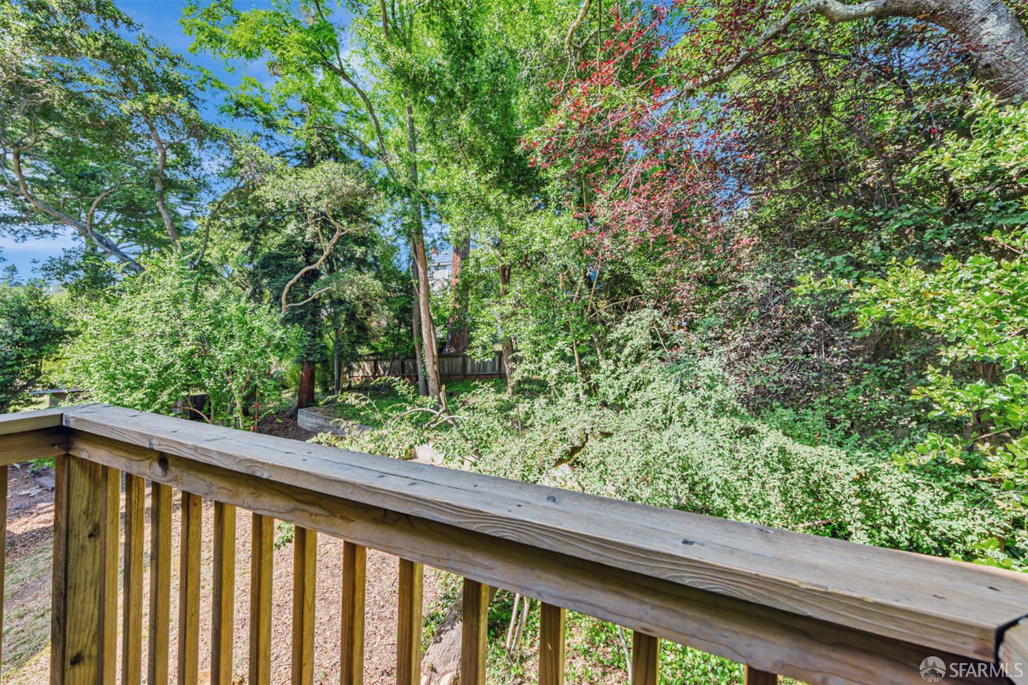 Detail Gallery Image 47 of 58 For 4444 Clarewood Dr, Oakland,  CA 94618 - 2 Beds | 2/1 Baths