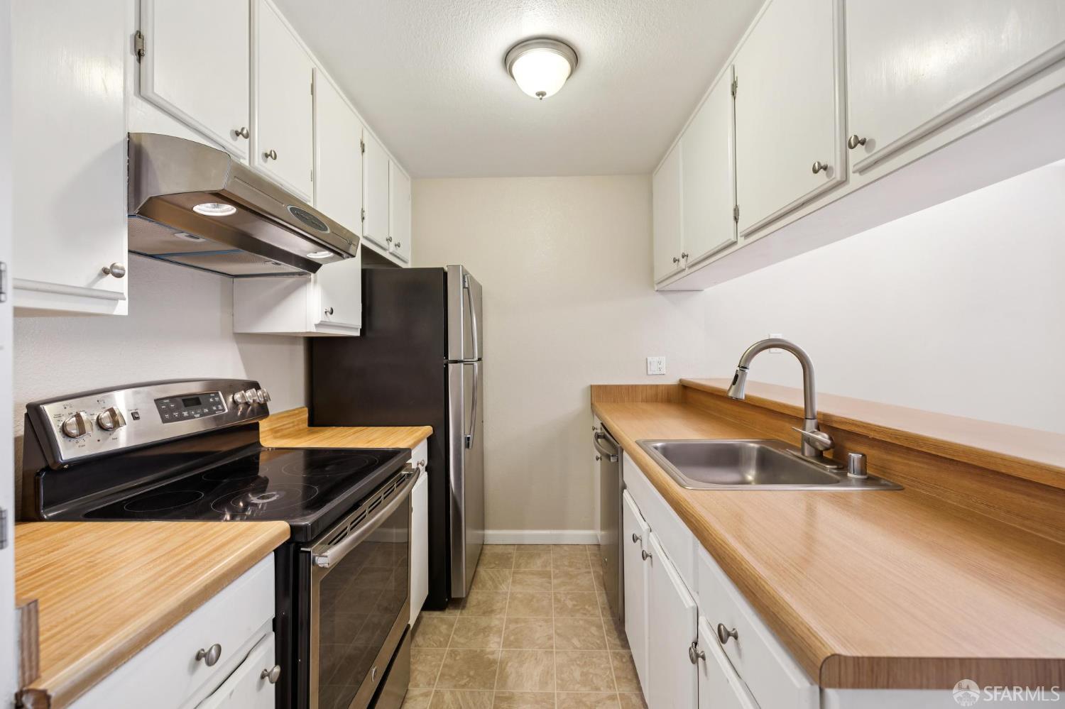 Detail Gallery Image 22 of 58 For 3256 Shelter Creek Ln, San Bruno,  CA 94066 - 1 Beds | 1 Baths