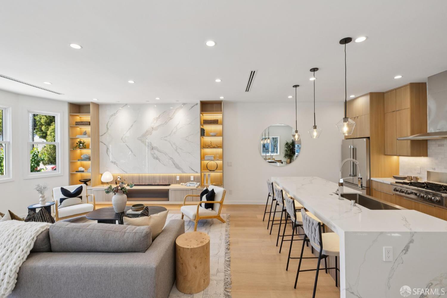 Detail Gallery Image 3 of 83 For 331 London St, San Francisco,  CA 94112 - 4 Beds | 3/1 Baths