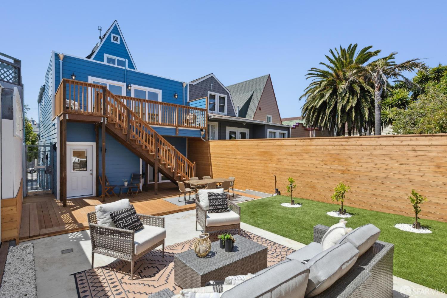 Detail Gallery Image 31 of 83 For 331 London St, San Francisco,  CA 94112 - 4 Beds | 3/1 Baths