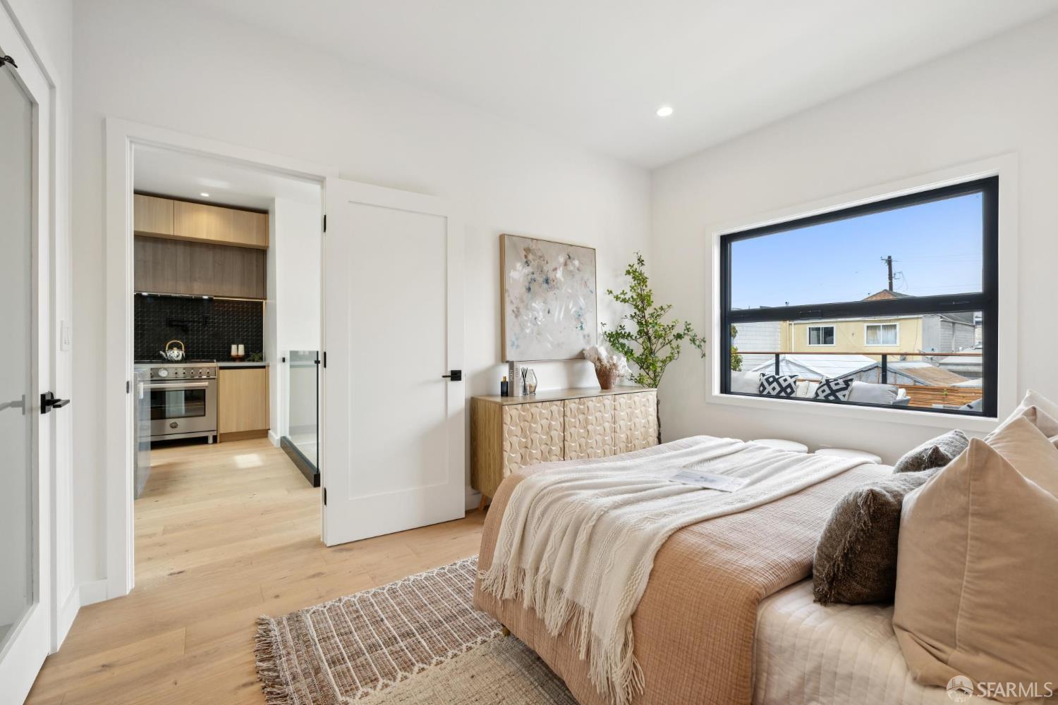 Detail Gallery Image 38 of 91 For 738 Athens St, San Francisco,  CA 94112 - 3 Beds | 3 Baths