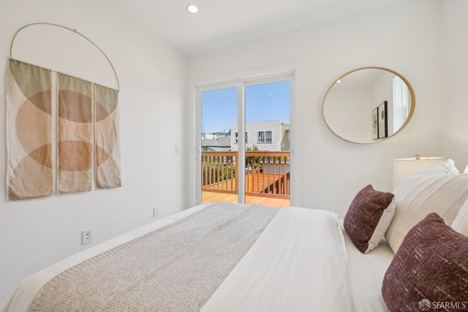 Detail Gallery Image 50 of 83 For 331 London St, San Francisco,  CA 94112 - 4 Beds | 3/1 Baths