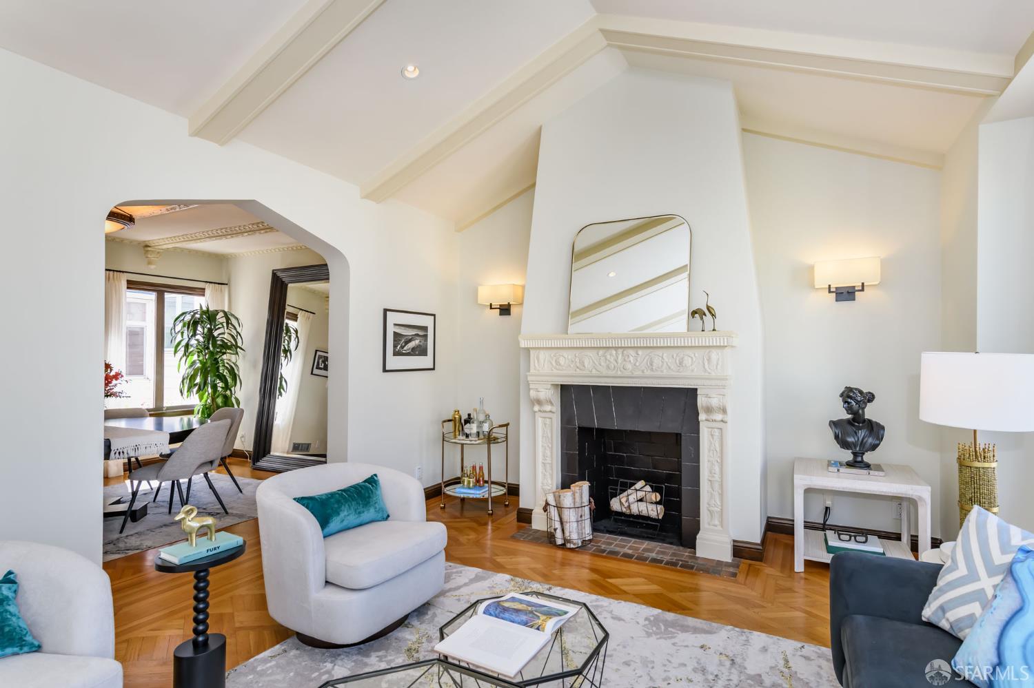 Photo #7: 425041781 Listing: Photo #7