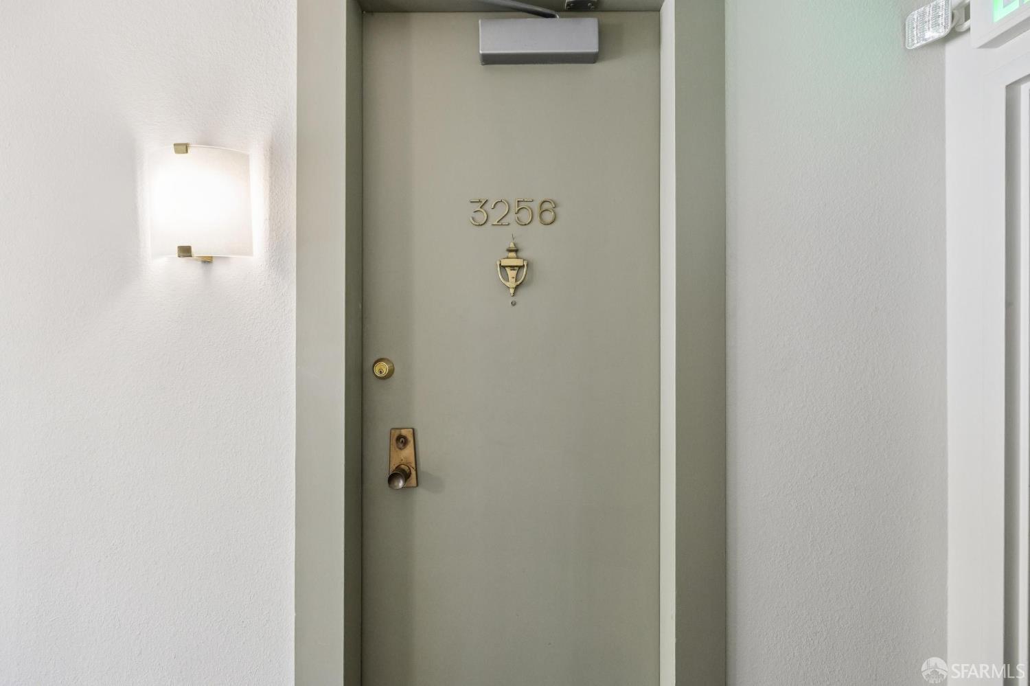 Detail Gallery Image 4 of 58 For 3256 Shelter Creek Ln, San Bruno,  CA 94066 - 1 Beds | 1 Baths