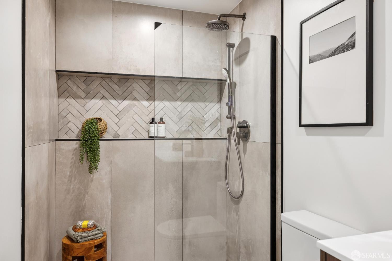 Detail Gallery Image 67 of 91 For 738 Athens St, San Francisco,  CA 94112 - 3 Beds | 3 Baths