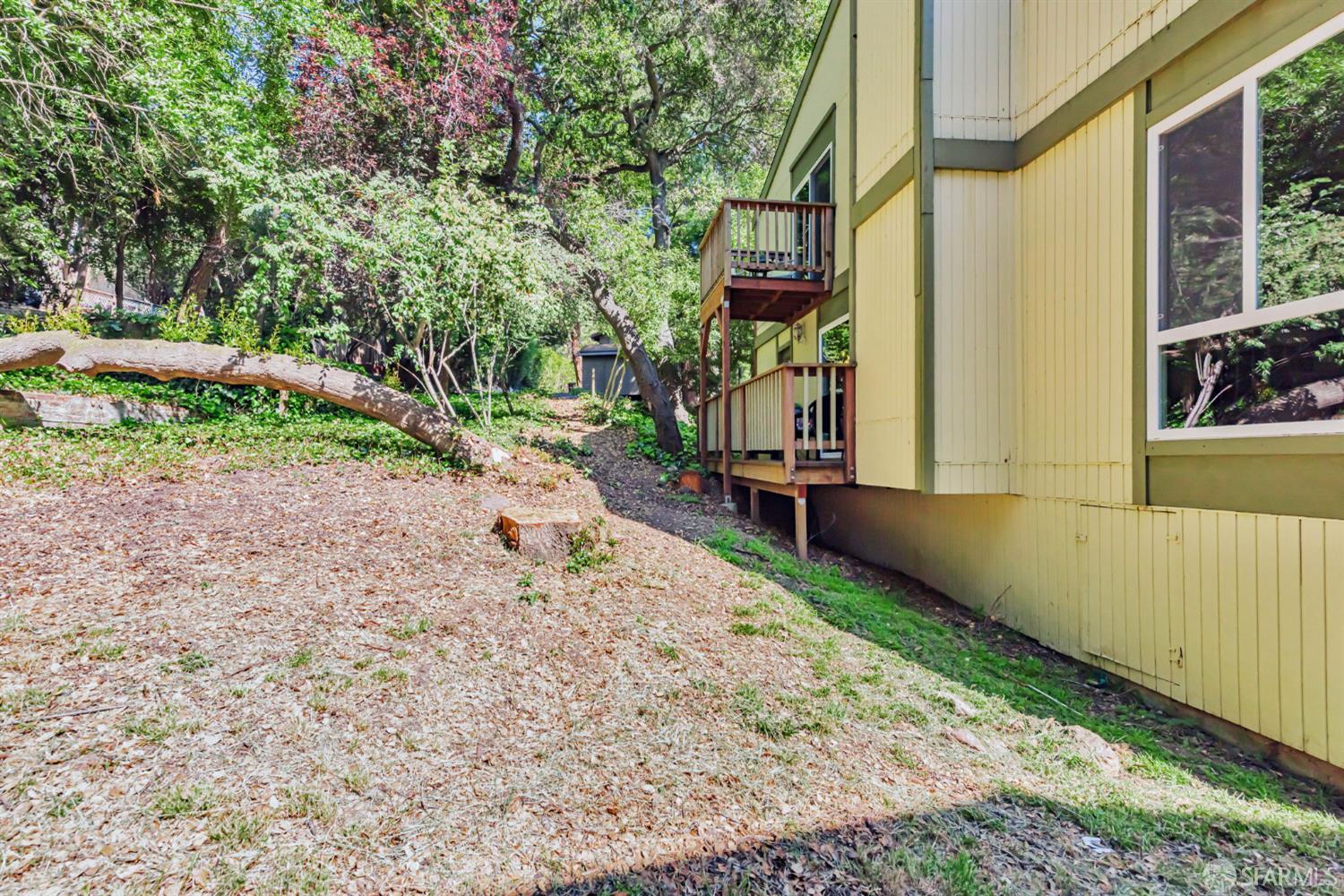 Detail Gallery Image 56 of 58 For 4444 Clarewood Dr, Oakland,  CA 94618 - 2 Beds | 2/1 Baths