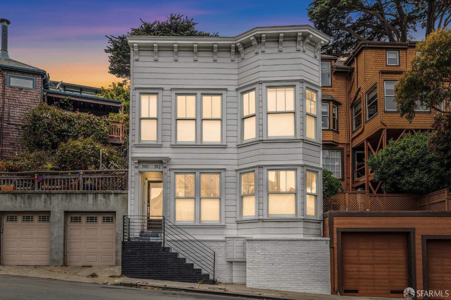 Detail Gallery Image 4 of 37 For 392 Corbett Ave, San Francisco,  CA 94114 - 1 Beds | 1/1 Baths