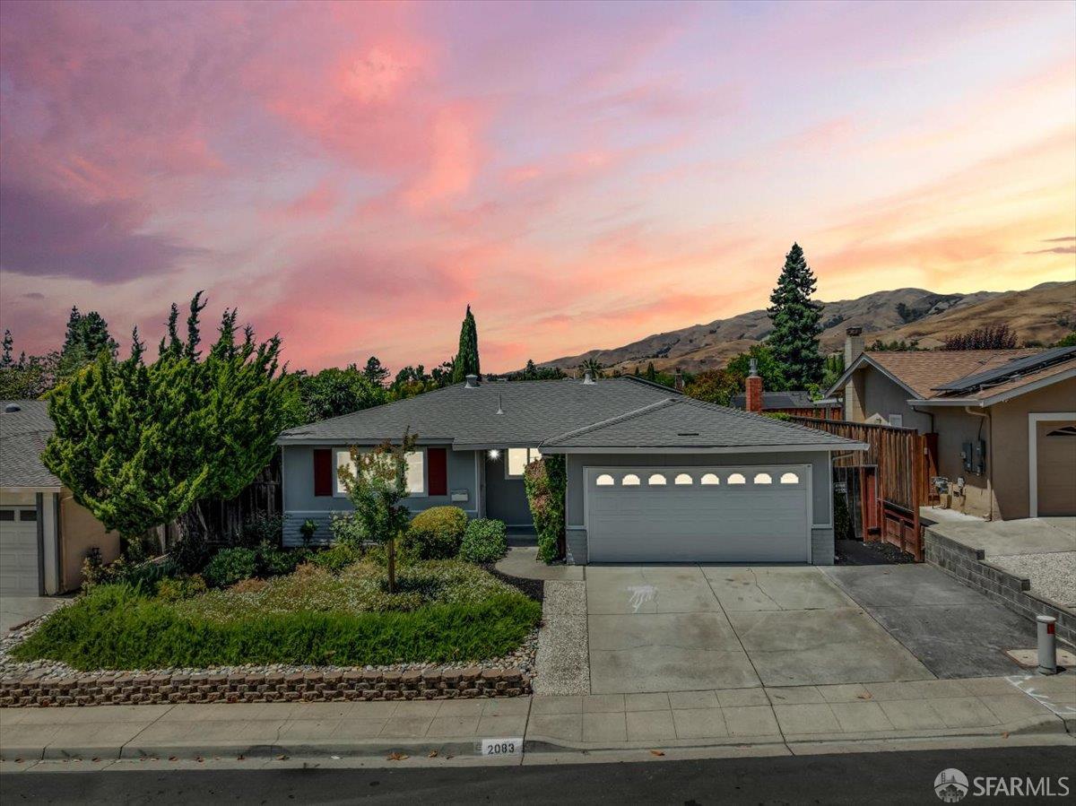 Detail Gallery Image 2 of 59 For 2083 Seacliff Dr, Milpitas,  CA 95035 - 4 Beds | 2 Baths