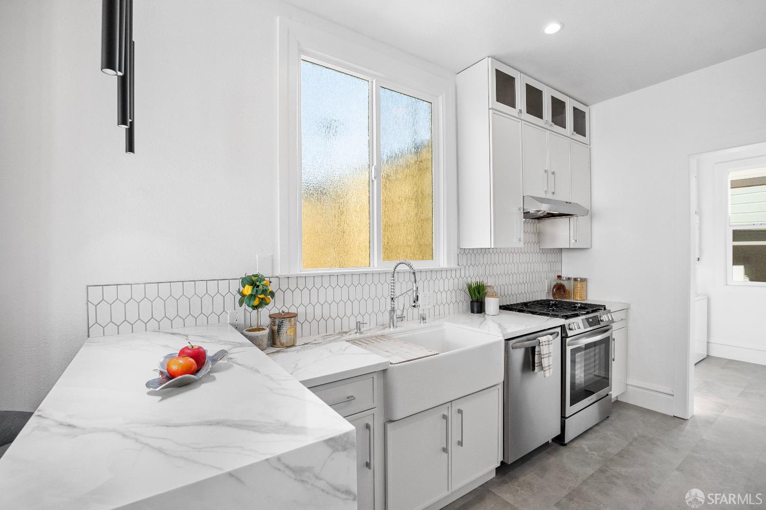 Photo #6: 425051000 Listing 