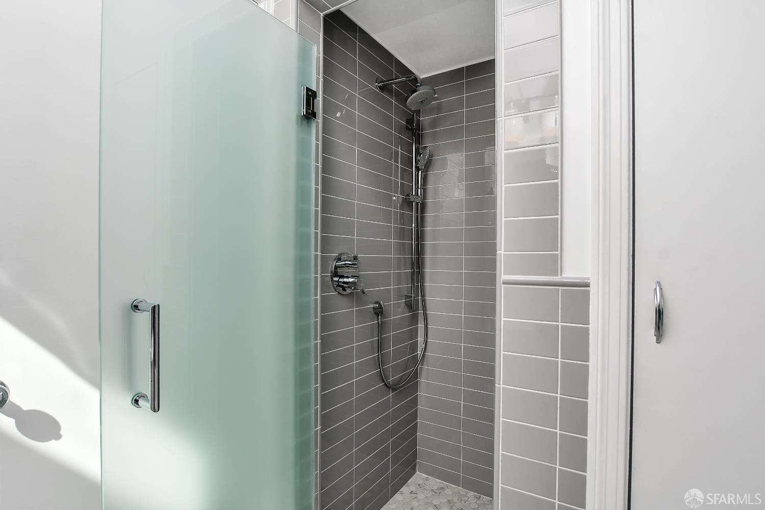 Detail Gallery Image 24 of 32 For 17 Lapham Way, San Francisco,  CA 94112 - 2 Beds | 1 Baths