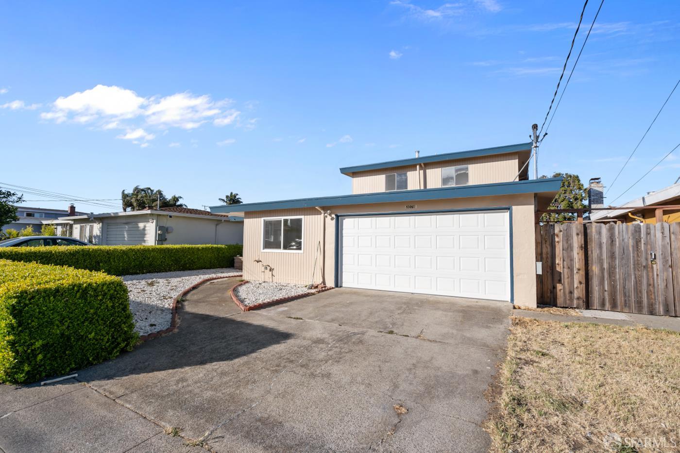Detail Gallery Image 2 of 41 For 2078 Fairbanks St, San Leandro,  CA 94577 - 4 Beds | 2 Baths