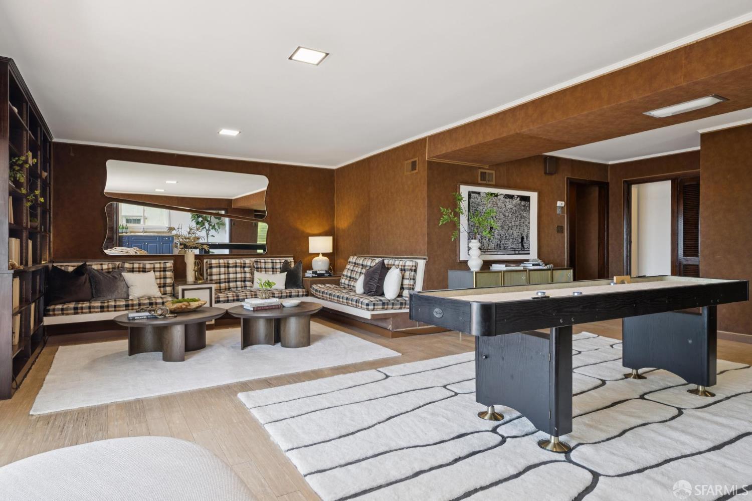 Detail Gallery Image 39 of 71 For 850 Darien Way, San Francisco,  CA 94127 - 5 Beds | 5/1 Baths