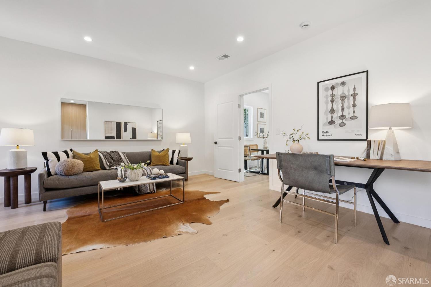 Detail Gallery Image 24 of 83 For 331 London St, San Francisco,  CA 94112 - 4 Beds | 3/1 Baths