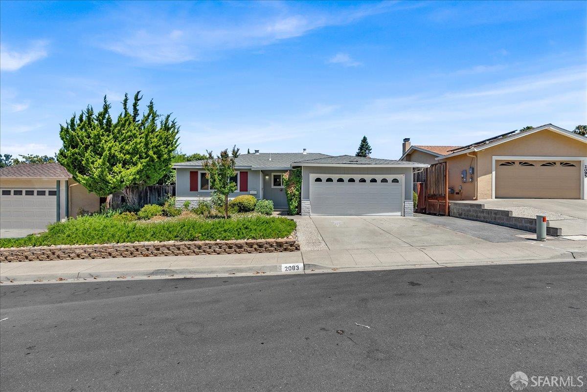 Detail Gallery Image 7 of 59 For 2083 Seacliff Dr, Milpitas,  CA 95035 - 4 Beds | 2 Baths
