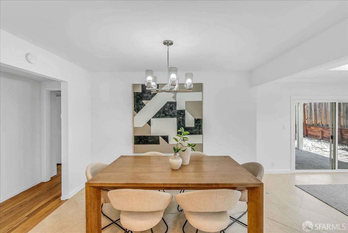 Detail Gallery Image 17 of 59 For 2083 Seacliff Dr, Milpitas,  CA 95035 - 4 Beds | 2 Baths