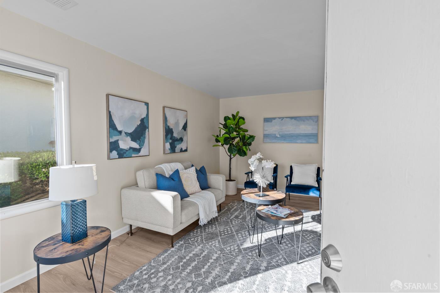 Detail Gallery Image 5 of 41 For 2078 Fairbanks St, San Leandro,  CA 94577 - 4 Beds | 2 Baths