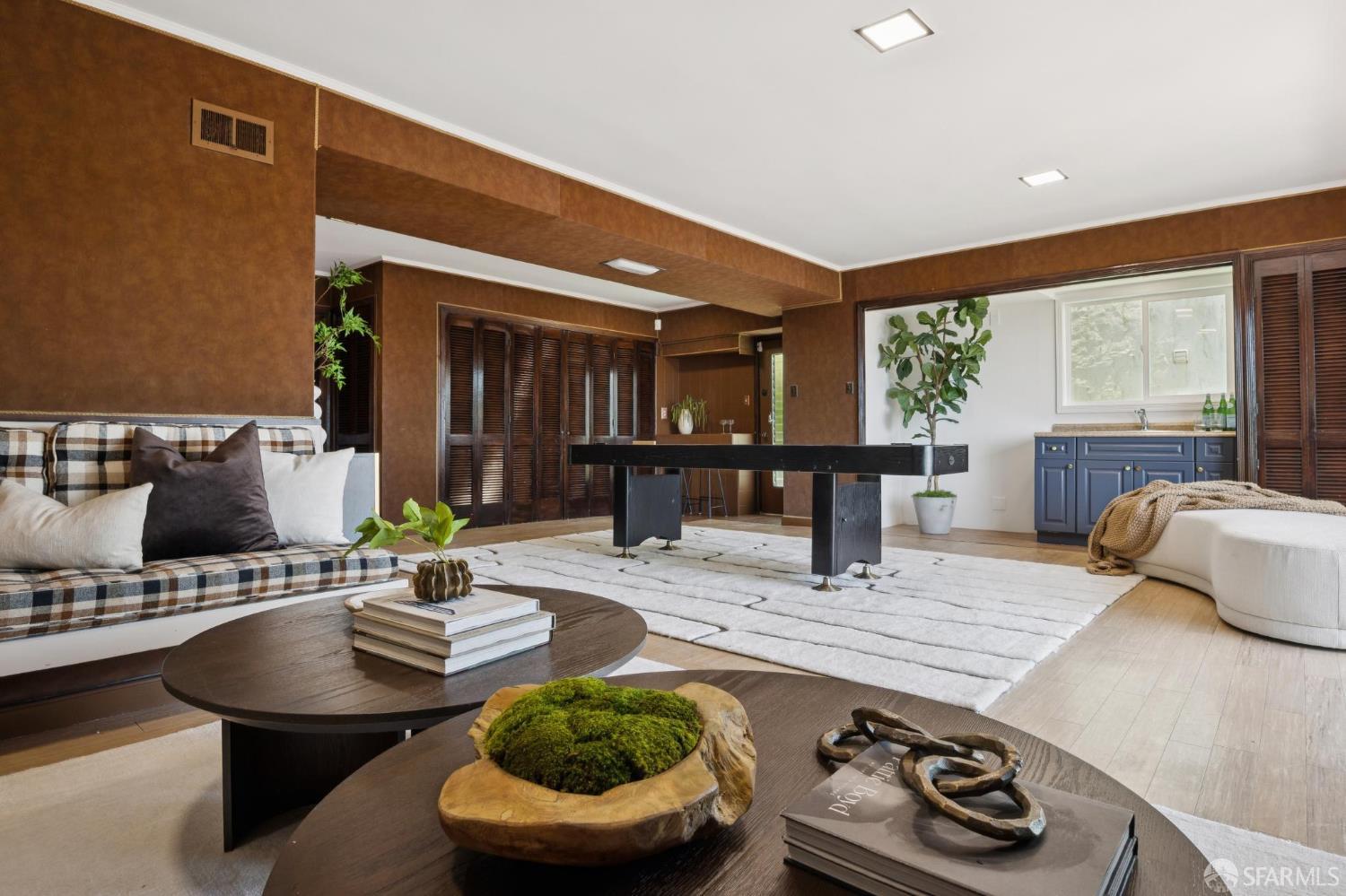 Detail Gallery Image 42 of 71 For 850 Darien Way, San Francisco,  CA 94127 - 5 Beds | 5/1 Baths