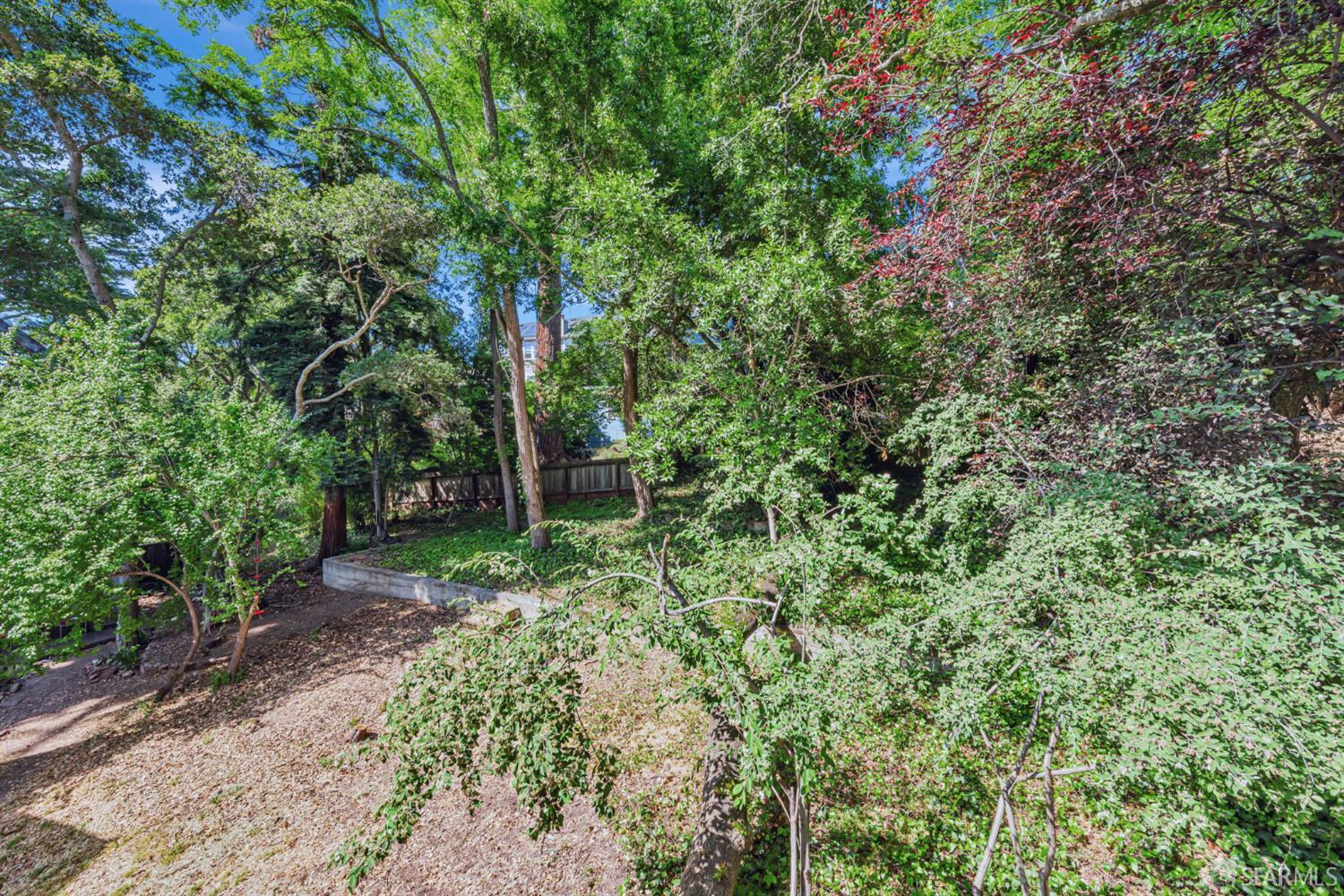 Detail Gallery Image 50 of 58 For 4444 Clarewood Dr, Oakland,  CA 94618 - 2 Beds | 2/1 Baths