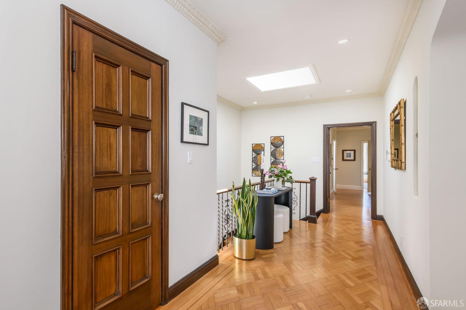 Photo #3: 425041781 Listing 