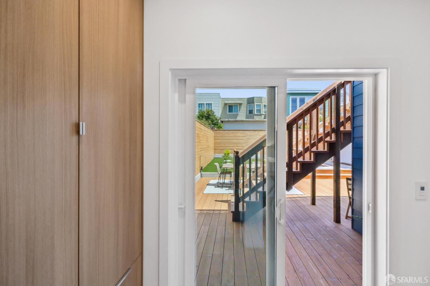 Detail Gallery Image 28 of 83 For 331 London St, San Francisco,  CA 94112 - 4 Beds | 3/1 Baths