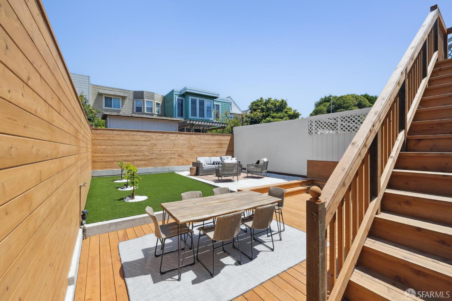 Detail Gallery Image 29 of 83 For 331 London St, San Francisco,  CA 94112 - 4 Beds | 3/1 Baths