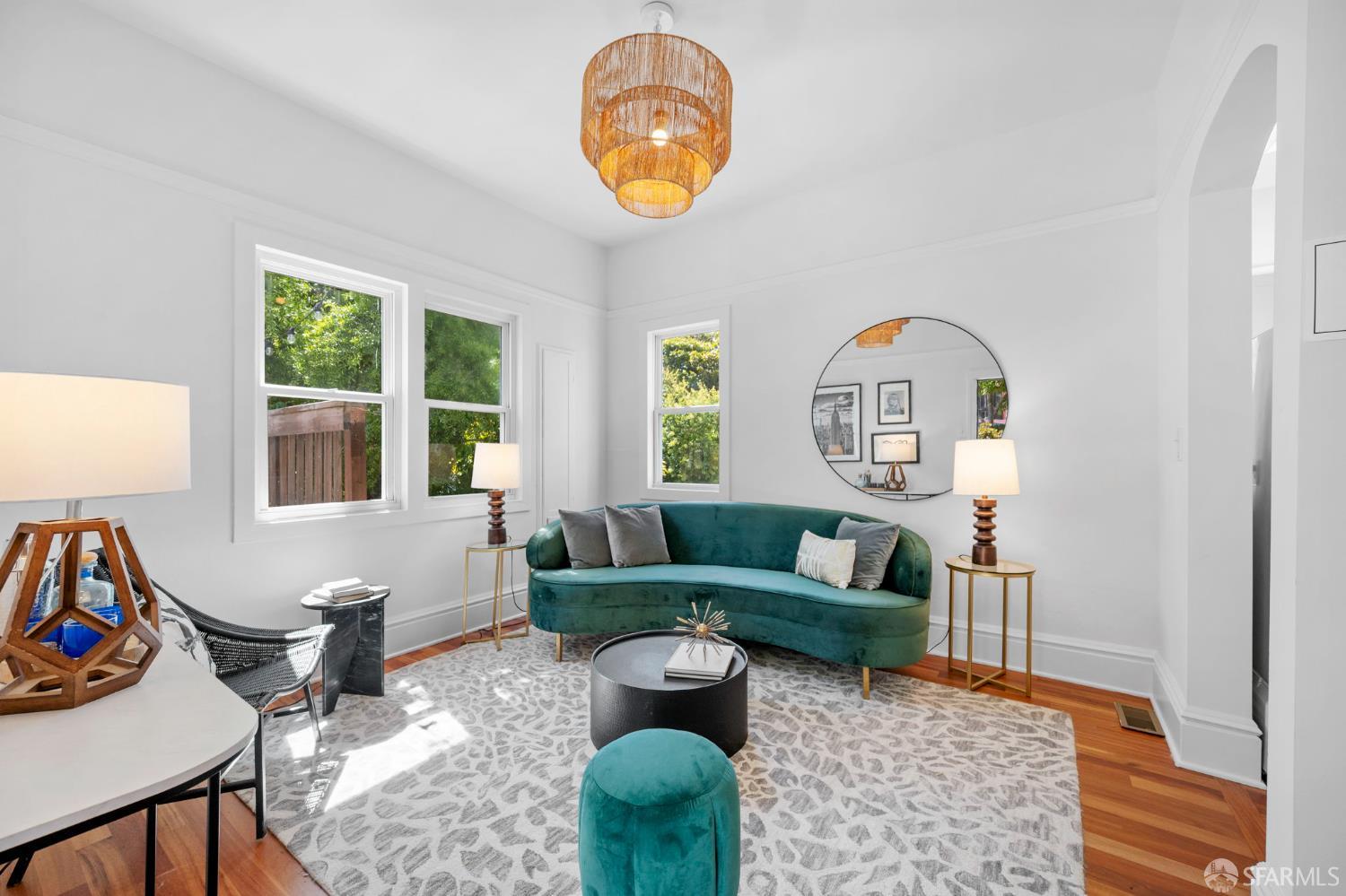 Photo #4: 425023887 Listing 