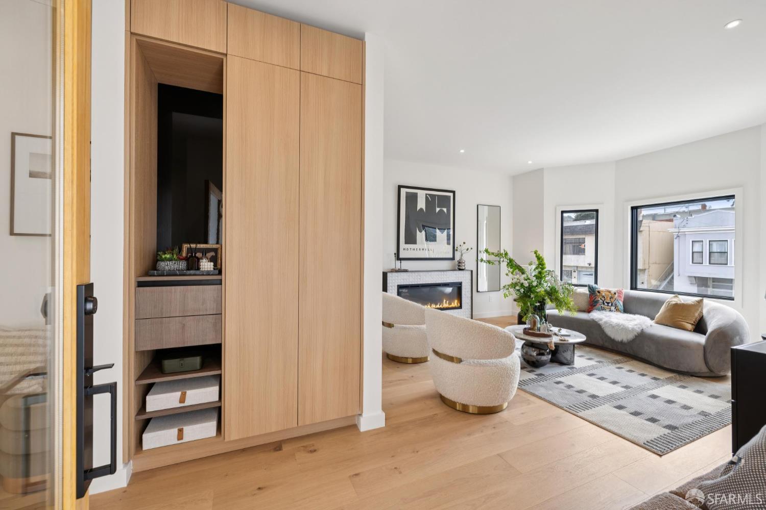 Detail Gallery Image 16 of 91 For 738 Athens St, San Francisco,  CA 94112 - 3 Beds | 3 Baths
